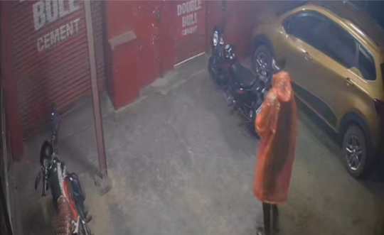KCG : चोरी की बढ़ती वारदातें, घर के बाहर से बाइक और अस्पताल में मरीजों का सामान साफ